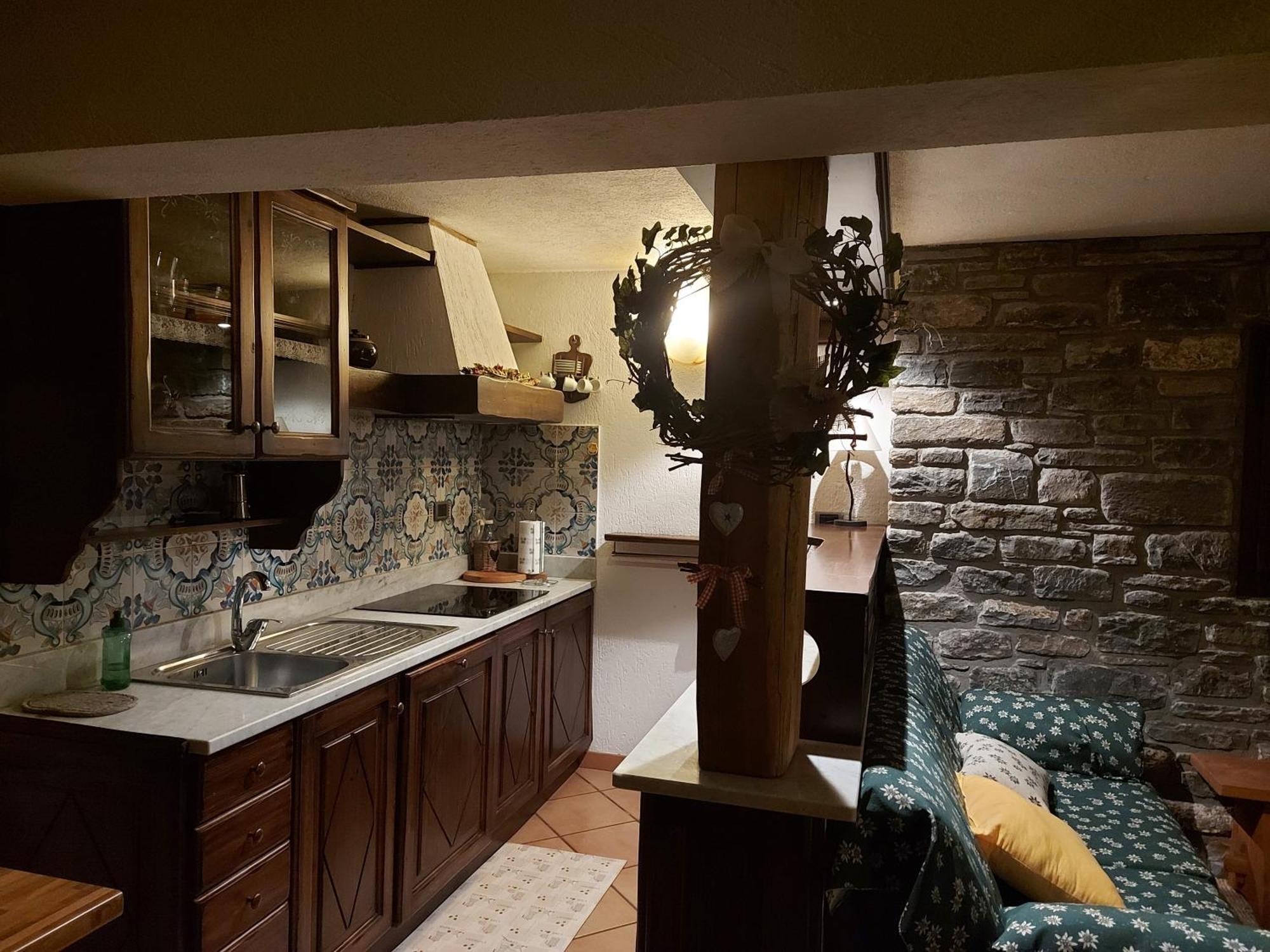 La Taverna Alloggio Ad Uso Turistico - Vda -Sarre - Cir- 0073 Аоста Экстерьер фото